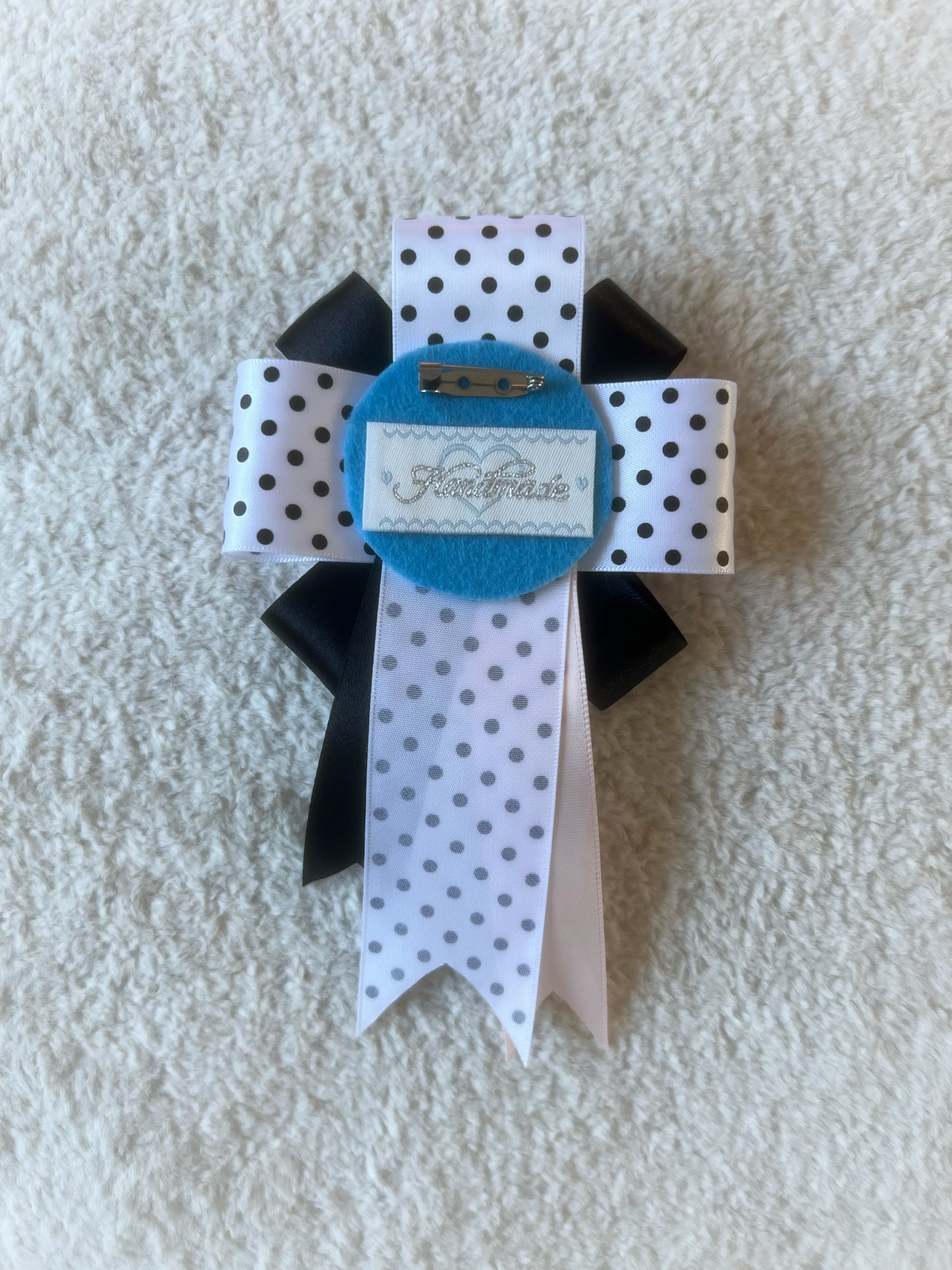 Damask Wing Ribbon Rosette
