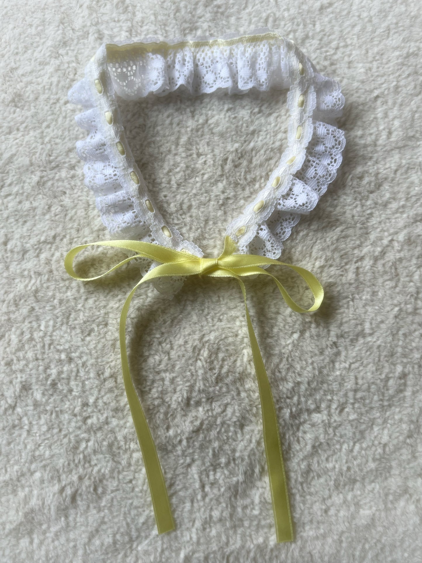 Sunny Lace Collar